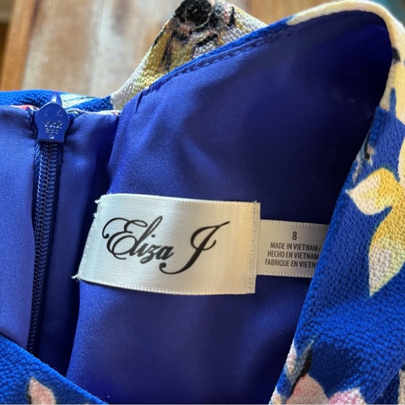 Eliza J Blue Floral Dress Flutter Sleeve 8 - Picture 6 of 8